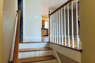 9 Nirvana Dr, Saugus, MA 01906 - Photo 2