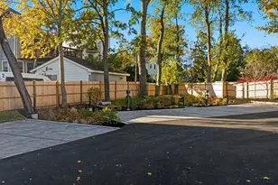 11 Boynton St, Swampscott, MA 01907 - Photo 4