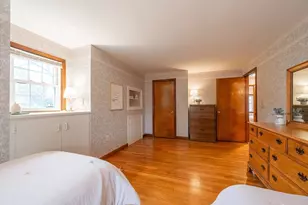 96 Thacher St, Attleboro, MA 02703 - Photo 28