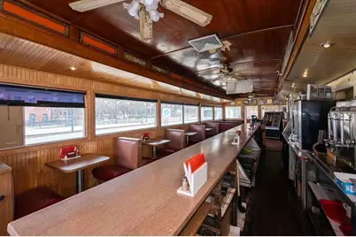 145 Dutton St, Lowell, MA 01852 - Photo 8