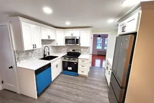 41 Bridgeport St, Worcester, MA 01604 - Photo 14