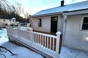 41 Bridgeport St, Worcester, MA 01604 - Photo 6