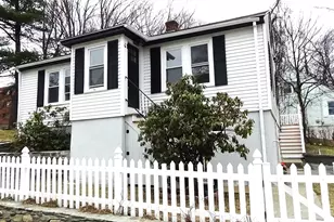 41 Bridgeport St, Worcester, MA 01604 - Photo 2