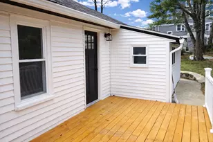 41 Bridgeport St, Worcester, MA 01604 - Photo 4