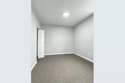 186 Rodman St #2, Fall River, MA 02721 - Photo 4