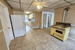 32 Granite, Worcester, MA 01604 - Photo 6