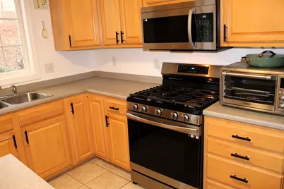 38 Georgetown Drive #38, Nashua, NH 03062 - Photo 6