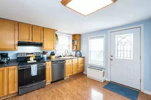 6 Monroe Ct, Gloucester, MA 01930 - Photo 6