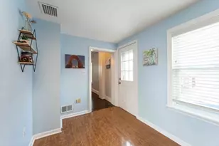 6 Monroe Ct, Gloucester, MA 01930 - Photo 8