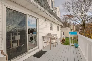 27 Temple St, Melrose, MA 02176 - Photo 36