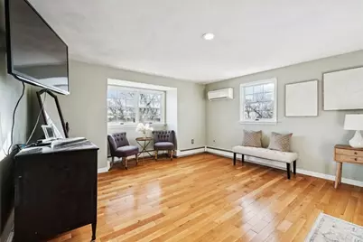 27 Temple St, Melrose, MA 02176 - Photo 16