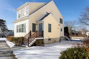 3 Carleton St, Wareham, MA 02571 - Photo 2