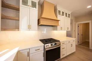 26 Thomas Mann Cir, Norfolk, MA 02056 - Photo 4