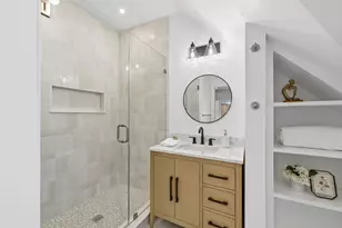 34 Hinckley St, Somerville, MA 02145 - Photo 18