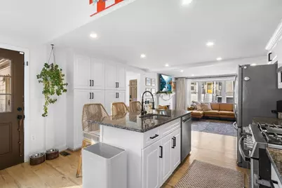 20 Powell St, Boston, MA 02132 - Photo 4