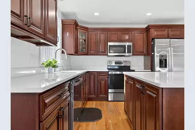 42 Breer St, Brockton, MA 02301 - Photo 8