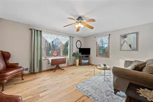 34 Lyman Barnes Rd, Brimfield, MA 01010 - Photo 4