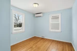 2064 Oak St, Palmer, MA 01080 - Photo 12