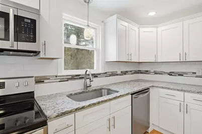 2064 Oak St, Palmer, MA 01080 - Photo 8