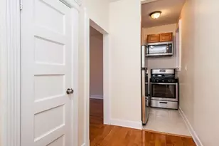 65 Burbank St, Boston, MA 02115 - Photo 6
