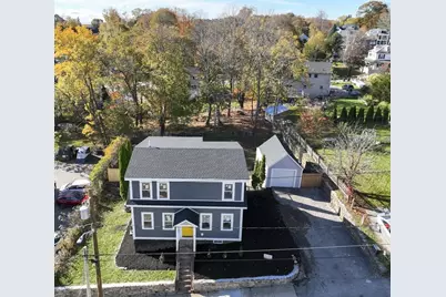 3 Arlington St, Amesbury, MA 01913 - Photo 2