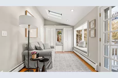 72 Columbine Rd, Milton, MA 02186 - Photo 4