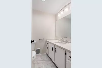 130 Fulton Street #16, Boston, MA 02109 - Photo 12