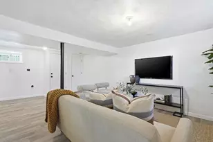 29 Puritan Rd, Watertown, MA 02472 - Photo 20