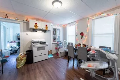 7 Lund St, Worcester, MA 01607 - Photo 12