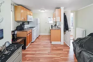 393 Pleasant St, New Bedford, MA 02740 - Photo 24