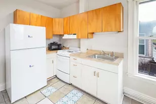 393 Pleasant St, New Bedford, MA 02740 - Photo 10