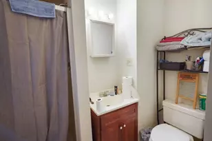 393 Pleasant St, New Bedford, MA 02740 - Photo 38