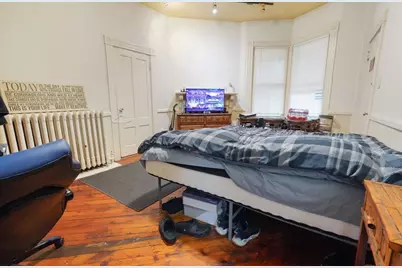 393 Pleasant St, New Bedford, MA 02740 - Photo 22