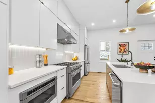 142A Birch St, Boston, MA 02131 - Photo 10