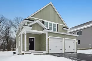 9 Gaskins Ln, Ayer, MA 01432 - Photo 1