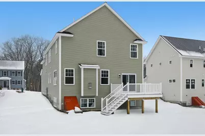 9 Gaskins Ln, Ayer, MA 01432 - Photo 4