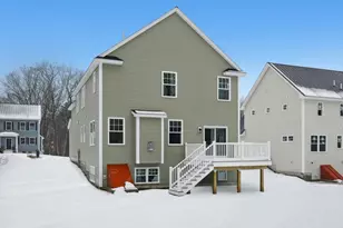 9 Gaskins Ln, Ayer, MA 01432 - Photo 4