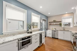 378 School St, Watertown, MA 02472 - Photo 6