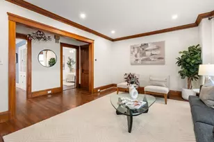 378 School St, Watertown, MA 02472 - Photo 4