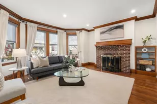 378 School St, Watertown, MA 02472 - Photo 2