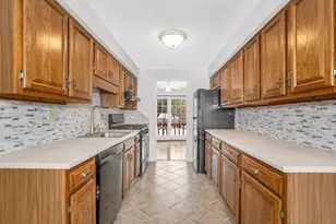 280 Apache Way, Tewksbury, MA 01876 - Photo 10