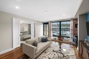 60 Merrimac St, Amesbury, MA 01913 - Photo 4