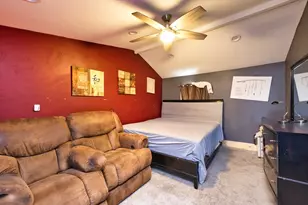 2106 Meridian St, Fall River, MA 02720 - Photo 20