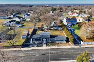 2106 Meridian St, Fall River, MA 02720 - Photo 4