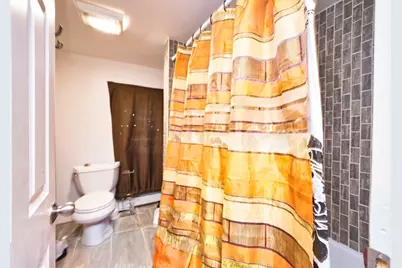 2106 Meridian St, Fall River, MA 02720 - Photo 18