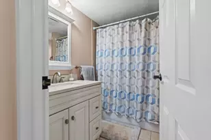 9 Broadway, Saugus, MA 01906 - Photo 12