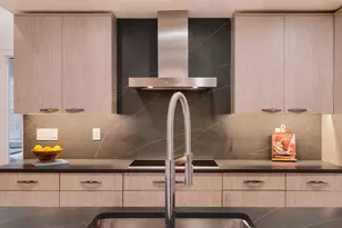 33 Sleeper, Boston, MA 02210 - Photo 10