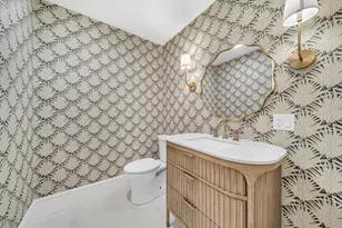 222 Grove St, Wellesley, MA 02482 - Photo 38