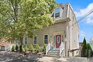 125 Heath St, Somerville, MA 02145 - Photo 2