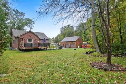 8 Beach Road, Shrewsbury, MA 01545 - Photo 32